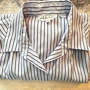 Lady Manhattan Blouse